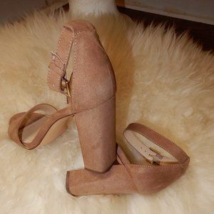 Nine West Nora Block Heel Sandal